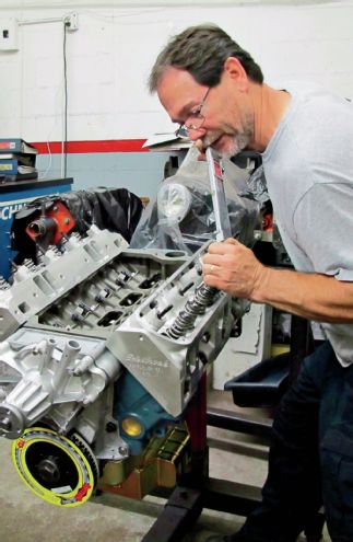 1973 Dodge Challenger 4163ci La Series Stroker Bolting Heads Down