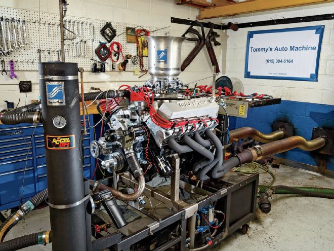 How to Install a 700 HP Supersized Stroker - Budget Big-Block Build