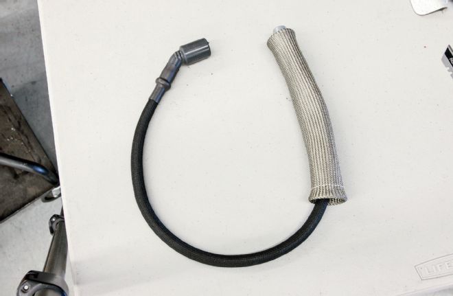 Plug Wire In Classicbraid And Dei Titanium Protect A Boot