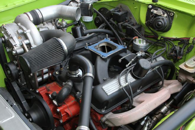 Plymouth Valiant Intake