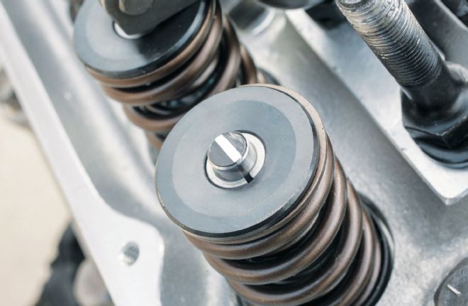 Small Block V 8 Engine End Valve Tip