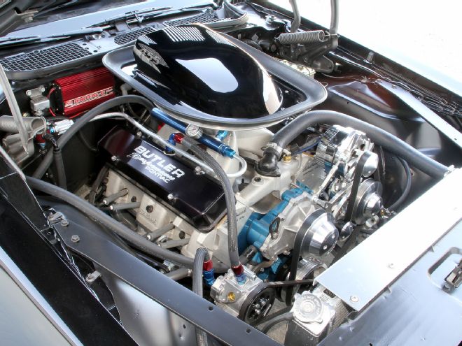 An Exclusive Look At Edelbrock's New Performer RPM CNC for Pontiac V-8