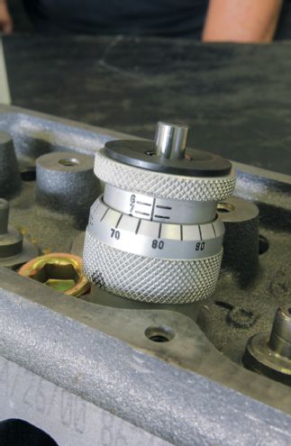 Summit Racing Checkered Tool