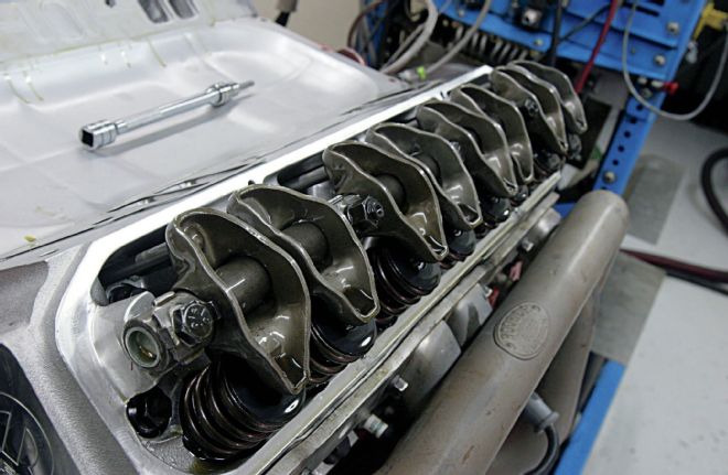Non Adjustable Valvetrain