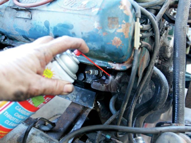 Carburetor Spray To Flush Out Carbon Deposits