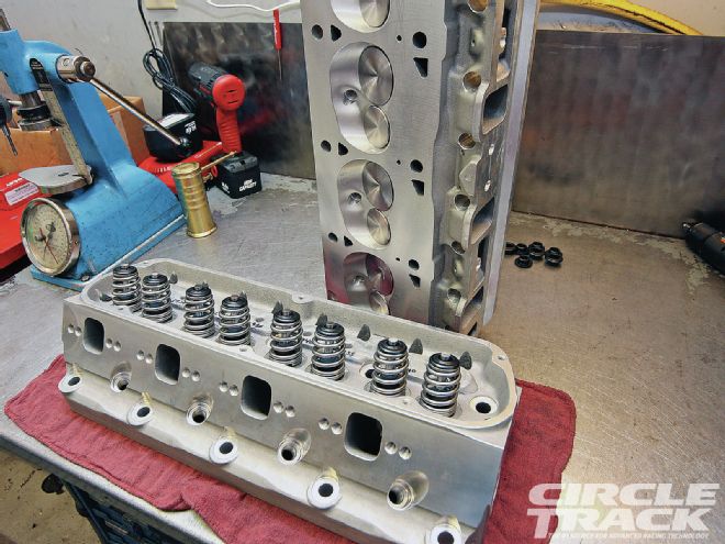 Mating Valves Cylinder Heads