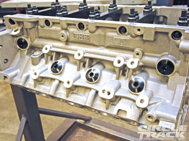 Circle Track Builds The Next Generation Race Engine