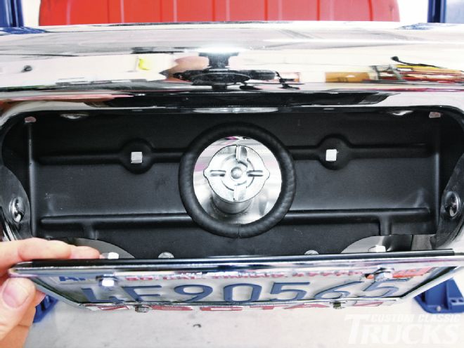 1304cct 23 O +1968 Chevrolet C10 Camaro Gas Tank Install+fuel Tank Filler