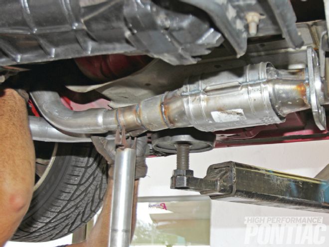 Hppp 1303 06 O+catalytic Converters Swap+factory Bolts And Nuts