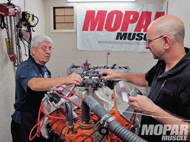 Mopp 1304 01+440 Mopar Engine+holley Ultra Hp 950 Carburetor