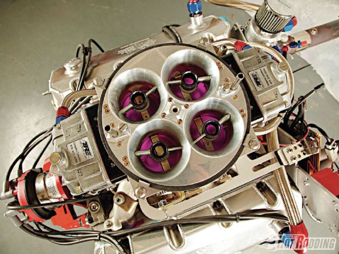 1303phr 06 O+2012 AMSOIL Engine Masters Challenge+gigantic Carburetor