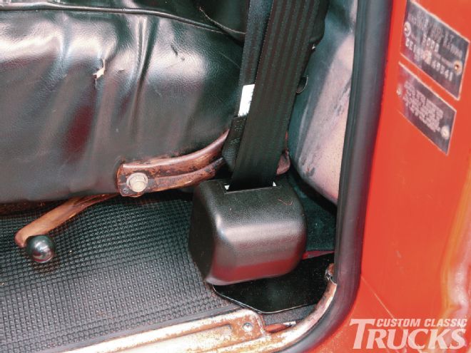 Chevy C10 Seat Belt Upgrade - 3-Pointer!
