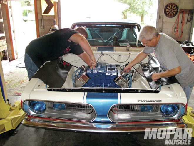 Super Stock Hemi Engine Build - Rebuilding A Legend, Part Two