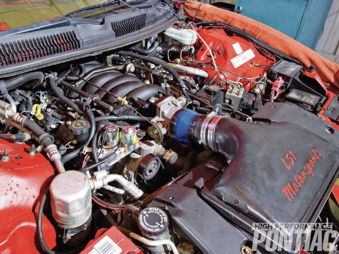 Hppp 1112 02 O +ls1 Vs Ls6 Fast Lsxr 102 Intakes+engine