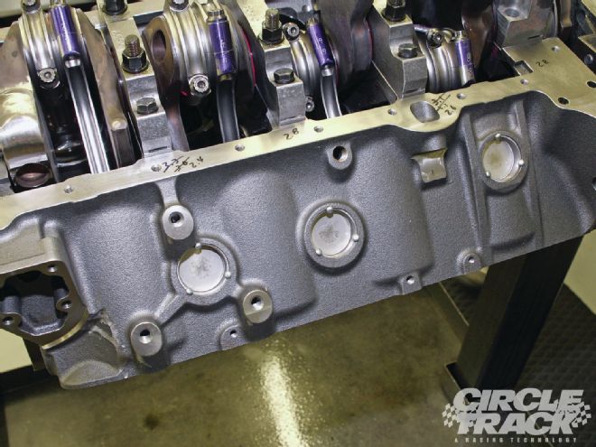 Ctrp 1112 Engine Tech The Next Generation Of Spec Racing Engines 001