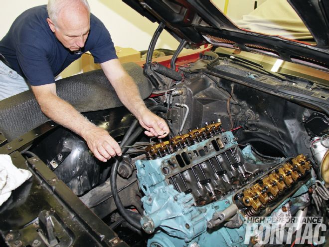 Hydraulic Roller Cam Swap - High Performance Pontiac Magazine