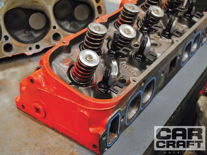 Ccrp 1101 03 O+demon Engines 454 Engine+peanut Port Heads