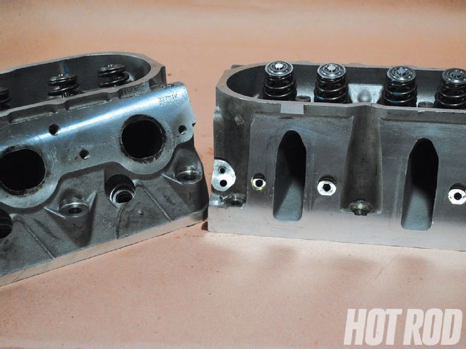 Hrdp 1012 05 O+ultimate Chevrolet Ls Cylinder Head Test+stock Ls1 Heads