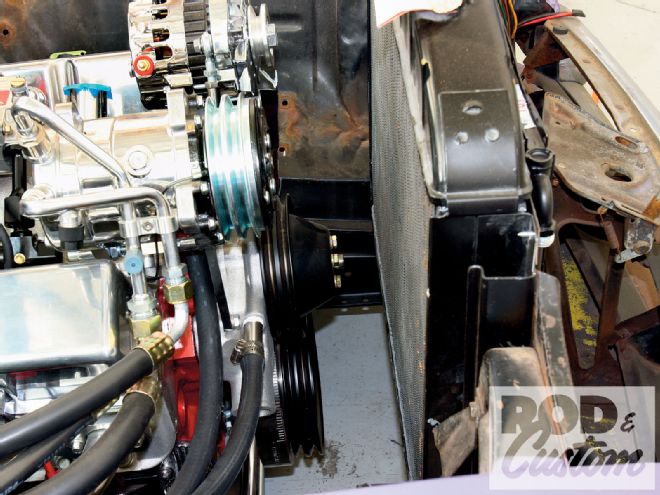 1949 Chevy Cooling System Install - Jus' Chillin'