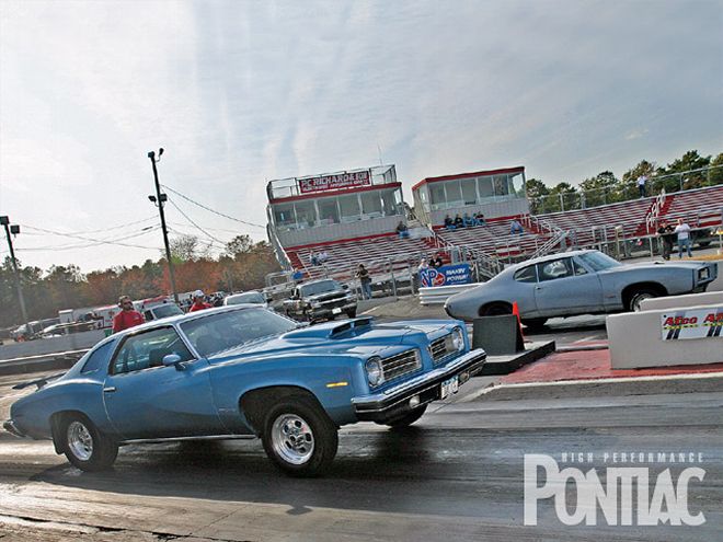 Hppp 0905 12 Z+1974 Pontiac Lemans+front View