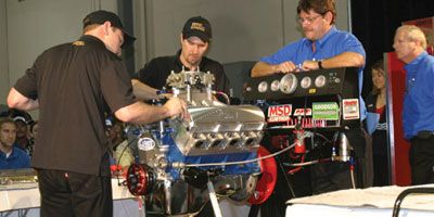 NASCAR Engine Building - How To Build A NASCAR Engine  In 15 Minutes