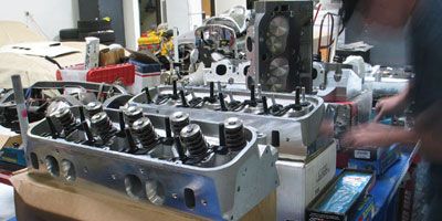 Big Block Cylinder Heads - Big-Block Cylinder Head Test