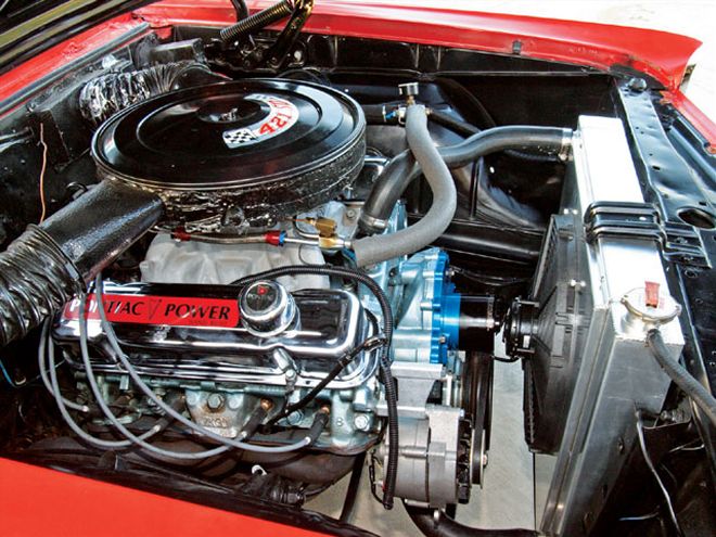 Hppp 0801 01 Z+improved Pontiac Cooling System+engine Bay