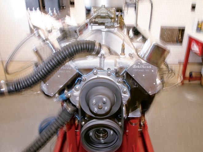 Hppp 0708 01 Z+building A Performance Pontiac Motor+on The Dyno