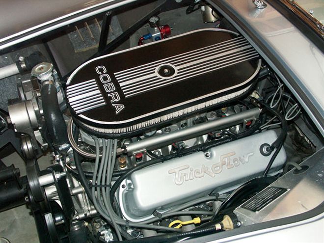 Hdrp 0502 01b Z+quality Roadsters MASS Flo EFI+cobra Roadster Engine Bay