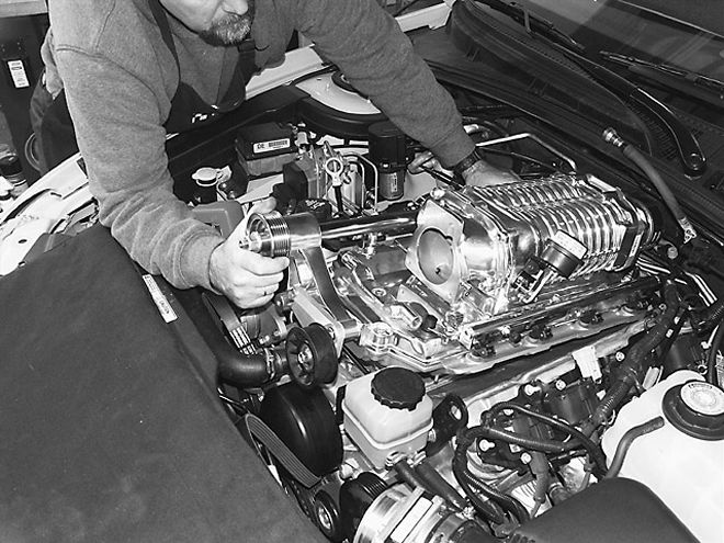 0411pon 01z+2004 Pontiac Gto+engine View