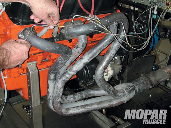 Mopp 0303 09 Z+360 Engine Buildup+dyno Headers