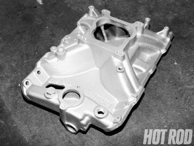 Hrdp 9901 05 +pontiac 455 Engine+intake Manifold