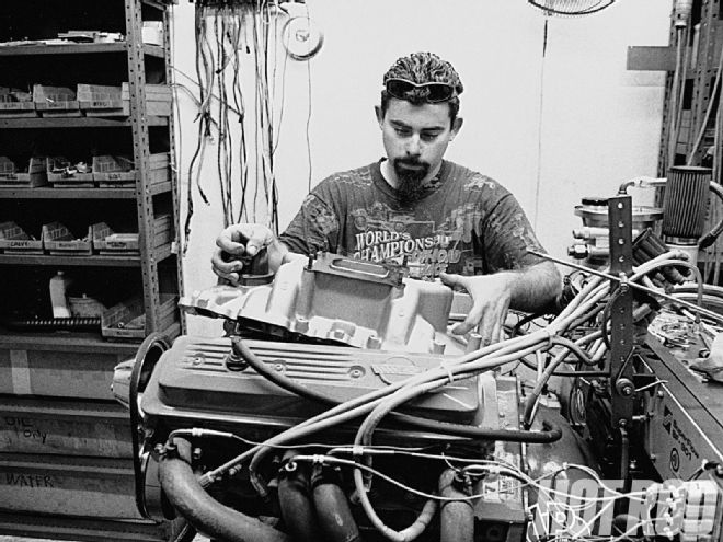 Chevy L98 B&M Powercharger Installation - 350 Chevrolet Corvette Engine - Hot Rod Magazine