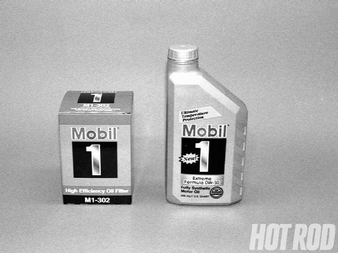 Hrdp 9808 05 O+chevrolet Engine Block Challenge+mobil 1 Synthetic Motor Oil