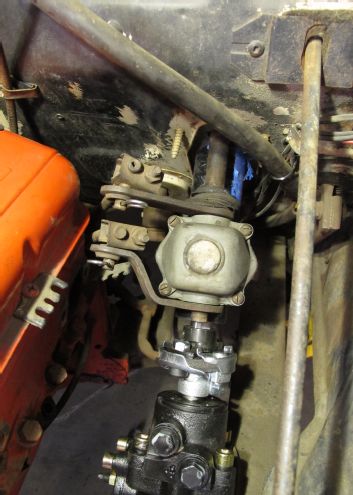 1955 Chevrolet 3100 Linkage Mechanism Greased And Tightened Up