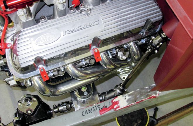Ford Racing 302 V 8 And Chassis