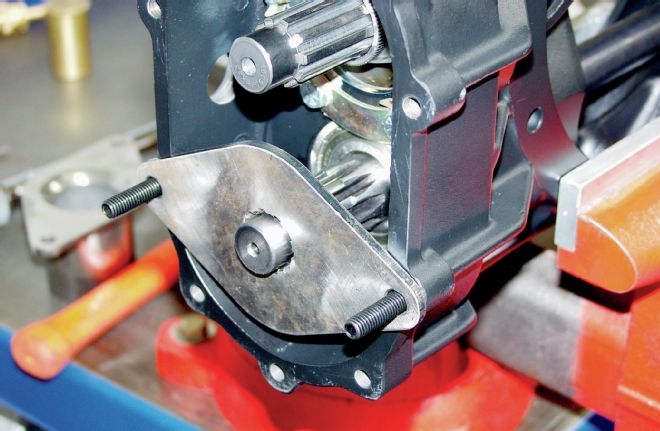 Tool Holds Jack Shaft Yoke Nut