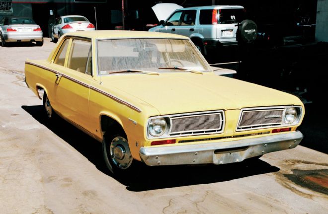 1968 Plymouth Valiant Front View