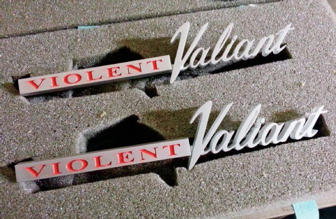 1968 Plymouth Violent Valiant Emblem