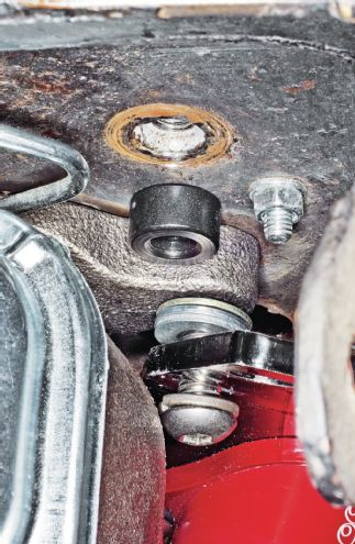 Hot Rod To The Rescue - 1964 Ford Mustang Top Loader Trans