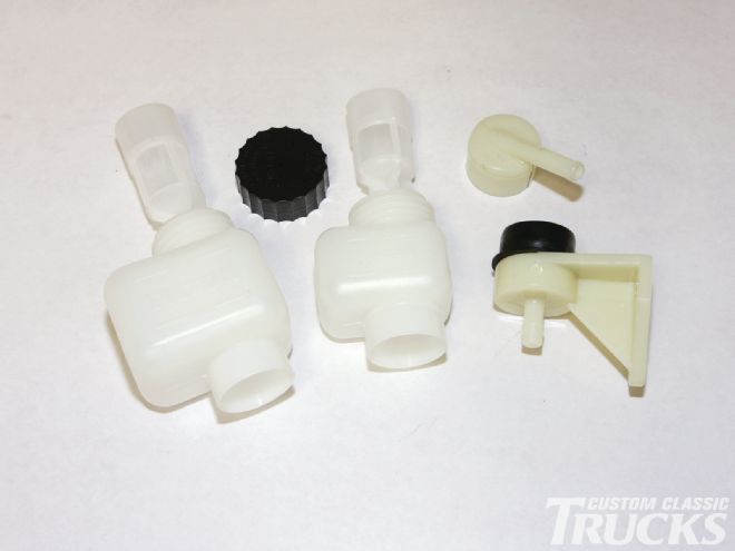 1301cct 09 O Tremec T56 Magnum Transmission Reservoir Options