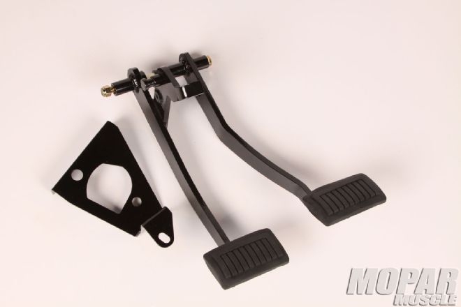 Mopp 121102 American Powertrain 66 70 B Body Clutch Brake Pedal Set