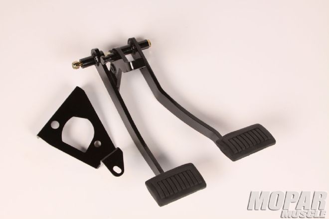 Mopp 121102 American Powertrain 66 70 B Body Clutch Brake Pedal Set