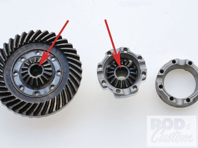 1940 Ford Banjo Rearend - Rod & Custom Magazine