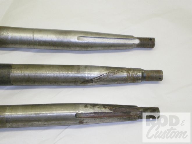 1940 Ford Banjo Rearend - Rod & Custom Magazine