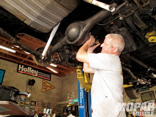 Rebuilding an 8-3/4 - Get Your Rear In Gear - Mopar Muscle Magazine