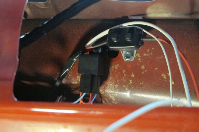 Vintage Air Surefit System Relay And Circuit Breaker