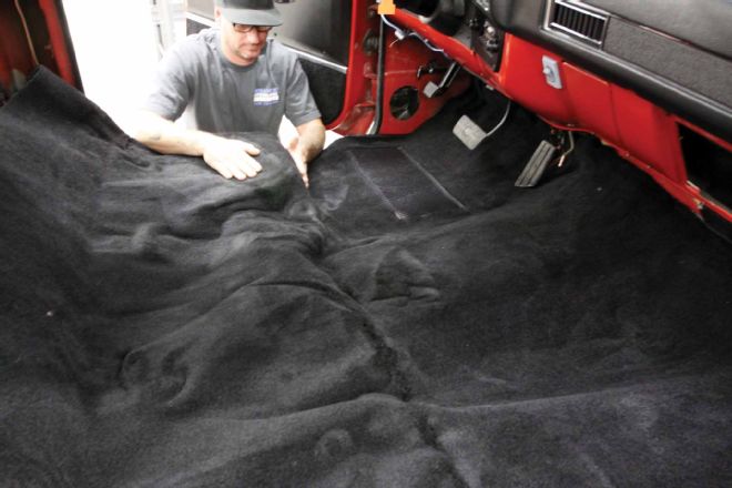 14 1985 Chevrolet C10 Interior Revamp Spreading Carpet