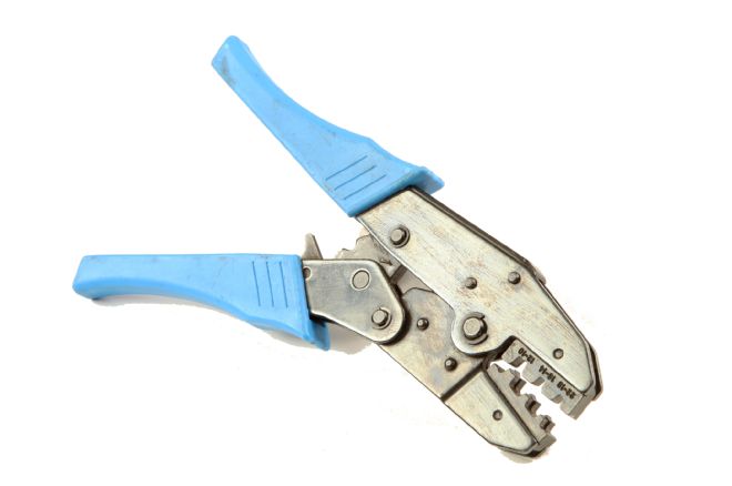 Three Most Common Gm Plug Options Ractheting Crimpers