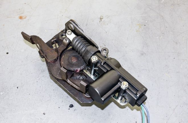 1968 Chevrolet C10 Actuator Attached To Locking Mechanism